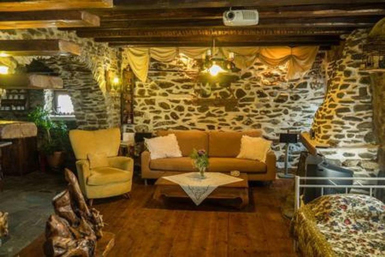 Willa Mansion Philoktitis Melivoia Zewnętrze zdjęcie